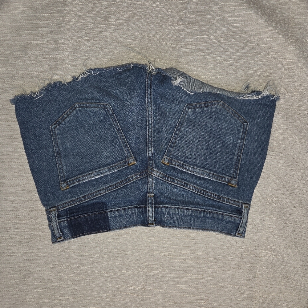 Abercrombie & Fitch Mid Rise Denim Shorts-distressed size 2 - Picture 7 of 9